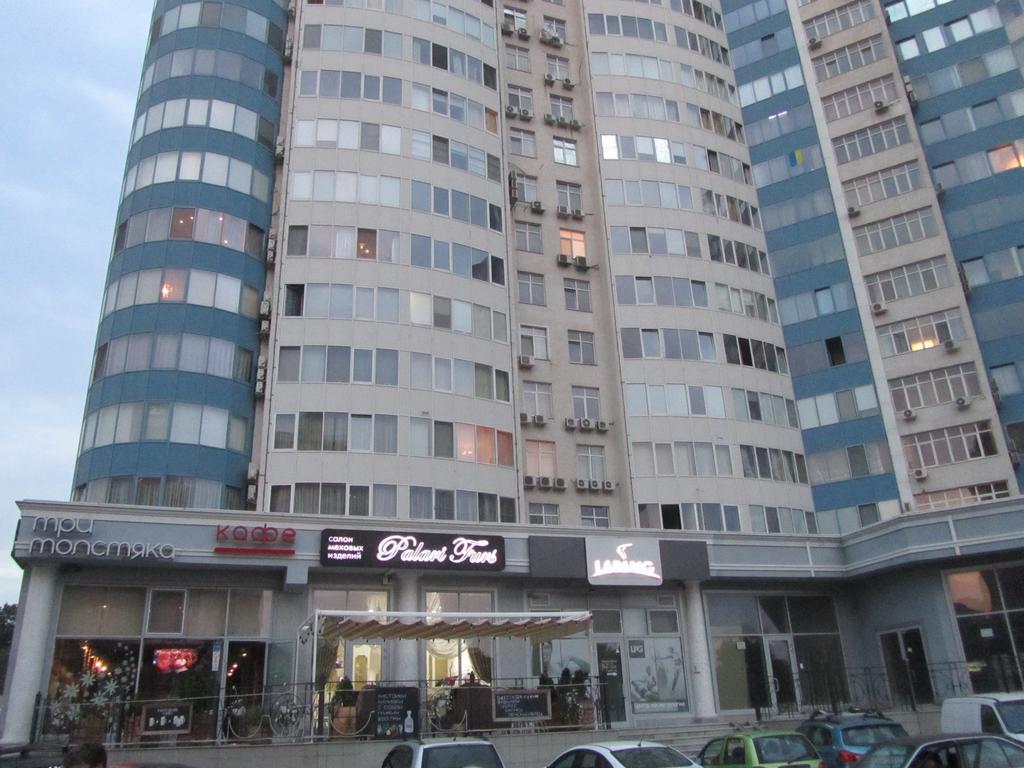 Apartments On Henuezskaya 5 Odessa Eksteriør billede