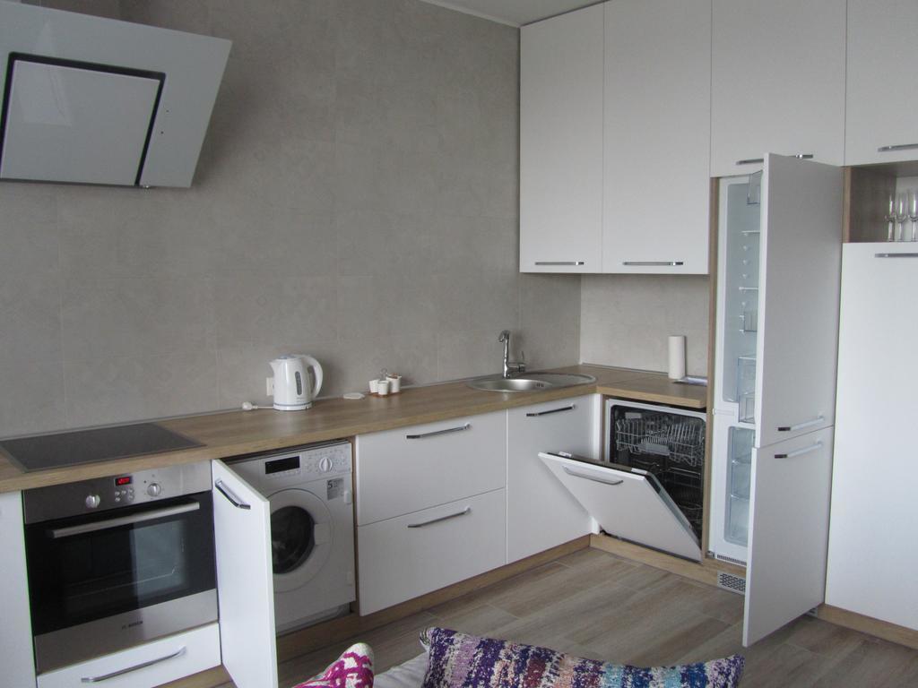 Apartments On Henuezskaya 5 Odessa Eksteriør billede