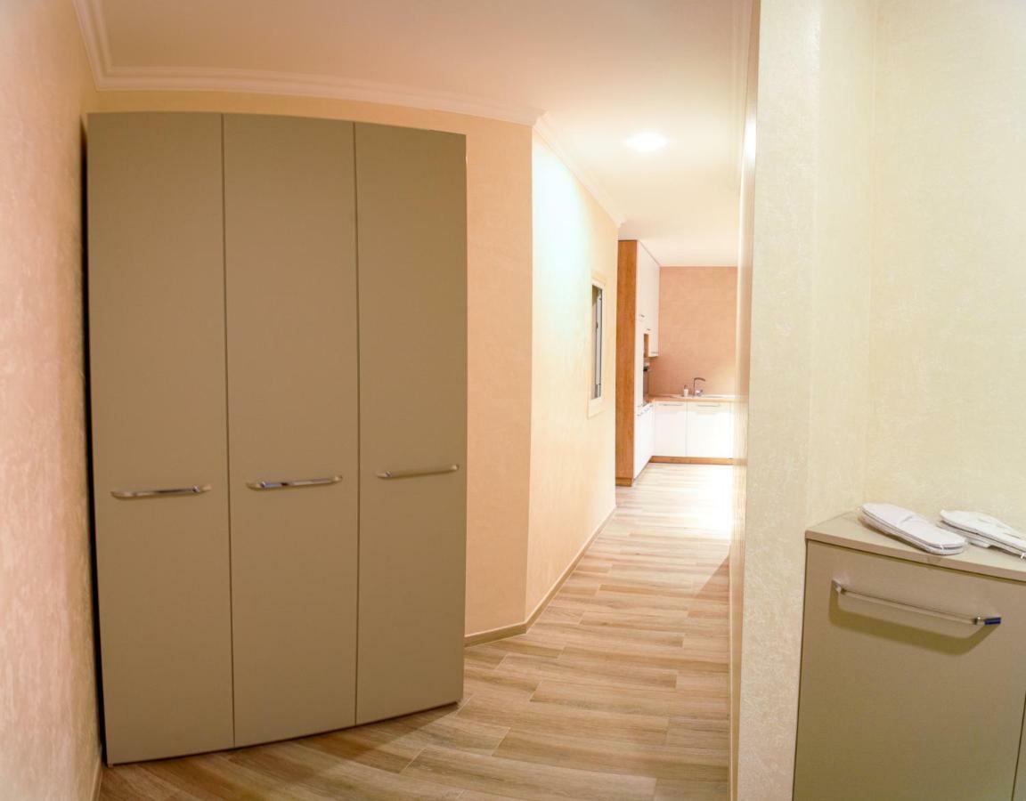 Apartments On Henuezskaya 5 Odessa Eksteriør billede